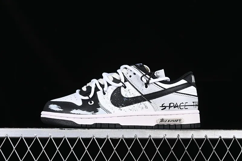 All categories Nk SB Dunk series Nk SB Dunk Low low-top sneakers Nk Dunk Low Skywalker black and white gray summer simple SB strap low-top casual sneakers DD1391-100